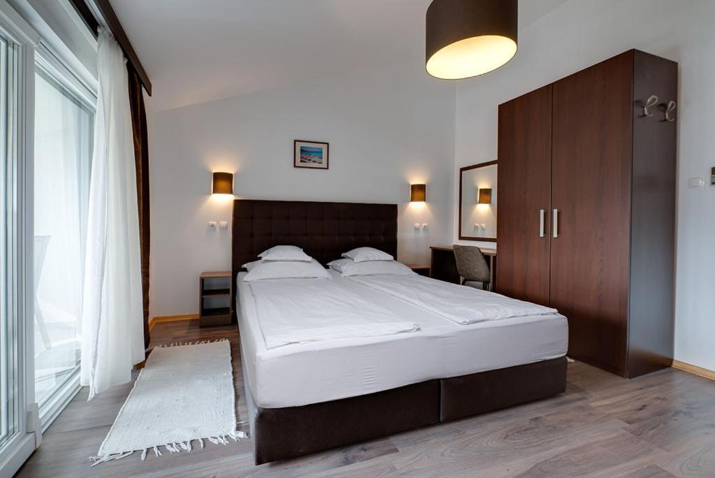 Bed & Breakfast Dosen III Baska  Exterior photo
